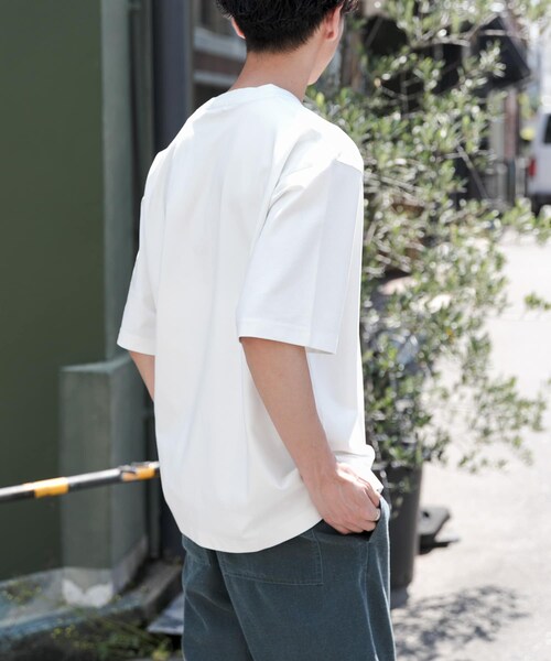 URBAN RESEARCH DOORS(アーバンリサーチドアーズ)の「FORK&SPOON ハイゲージクールTシャツ(Tシャツ/カットソー・メンズ・OFF/BLACK/PURPLE・4/5)」の6枚目の写真