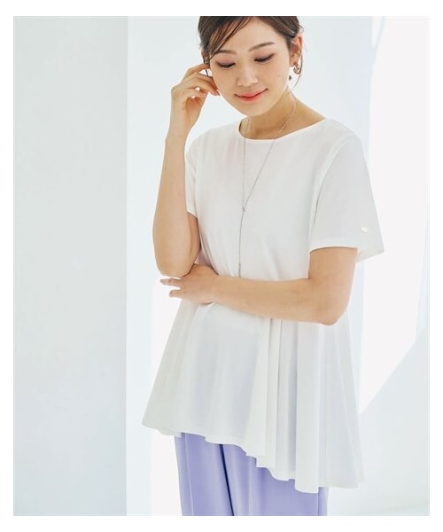 nissen（ニッセン）の「イレギュラーヘムワンポイントペプラムTシャツ（接触冷感）（Tシャツ/カットソー・レディース・黒/オフホワイト・S/M/L/LL）」の4枚目の写真