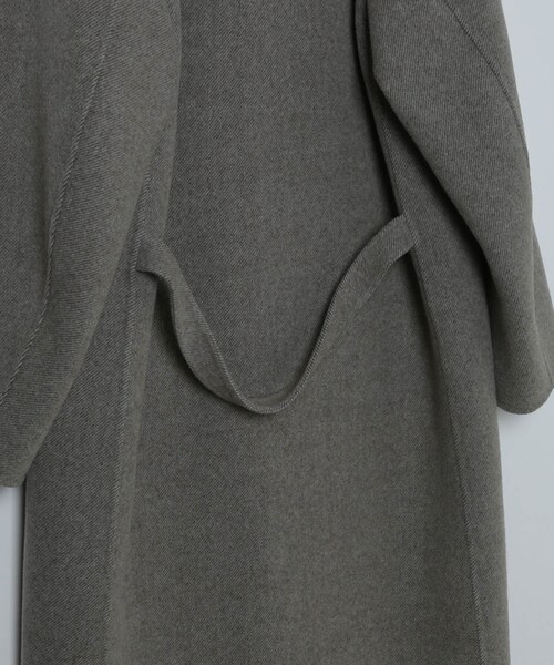 ADAM ET ROPE'（アダムエロペ）の「MENS【HYKE】DOUBLE FACE SHOP COAT（チェスターコート・メンズ・ベージュ・4/5）」の10枚目の写真