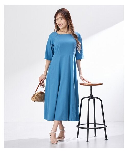 nissen（ニッセン）の「【大きい胸専用】あんなさんコラボカットソーフレンチ袖バックシャンロングワンピース(ポケット付）（ワンピース・レディース・ブラック/シーブルー・FM/FL/FLL）」の6枚目の写真