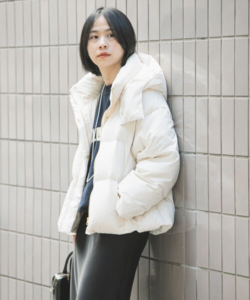 URBAN RESEARCH(アーバンリサーチ)の「2WAYフーデットダウンコート(その他アウター・レディース・OFF WHITE/BEIGE/BLACK・36/38)」の10枚目の写真