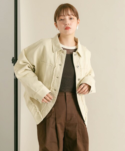 KBF（ケイビーエフ）の「フリンジカーブヘムジャケット（カバーオール・レディース・KHAKI/IVORY・one）」の5枚目の写真