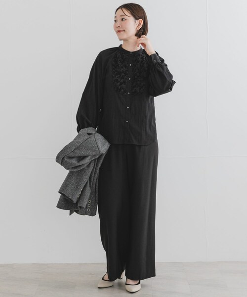 URBAN RESEARCH ROSSO（アーバンリサーチロッソ）の「F by ROSSO　モチーフレース切替ブラウス（シャツ/ブラウス・レディース・OFF WHITE/BLACK・FREE）」の20枚目の写真