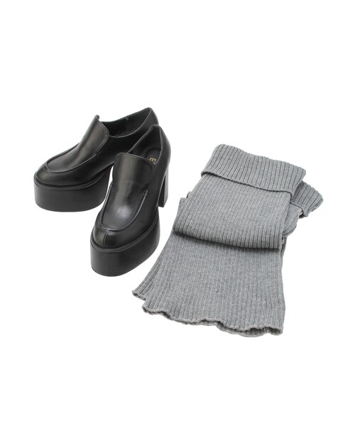 EVRIS（エヴリス）の「レッグウォーマーセットチャンキーヒールローファー（ブーツ・レディース・ブラック/ブラウン・S/M/L）」の4枚目の写真