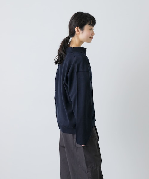 かぐれ(カグレ)の「UNDECORATED LINEN/COTTON BIG KNIT TOP(ニット/セーター・レディース・D.NAVY/OFF WHITE・0)」の9枚目の写真