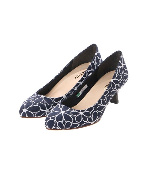 Petite Perlr(プチペルル)の「プチペルル Petite Perlr プレーンパンプス (パンプス・レディース・BL/BGK/NVK・22cm/22.5cm/23cm/23.5cm/24cm/24.5cm)」の6枚目の写真
