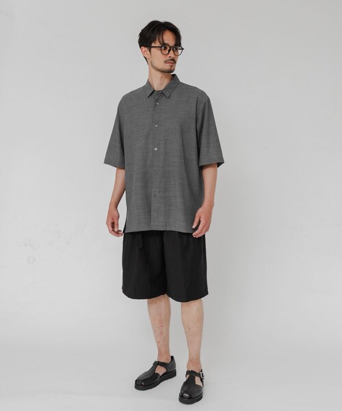 URBAN RESEARCH(アーバンリサーチ)の「ANOTHER OFFICE H.STRIPE BERMUDA PANTS(その他パンツ・メンズ・BLACK・2/3)」の7枚目の写真