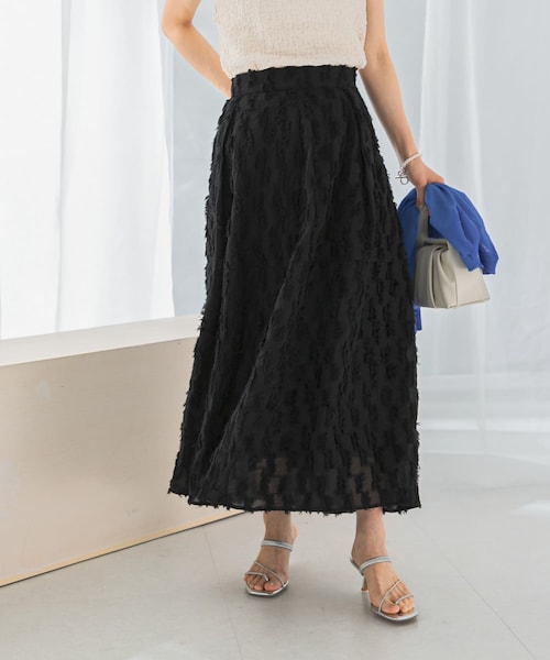 URBAN RESEARCH ROSSO（アーバンリサーチロッソ）の「ジャガードコクーンスカート（スカート・レディース・WHITE/BLACK・36/38）」の2枚目の写真