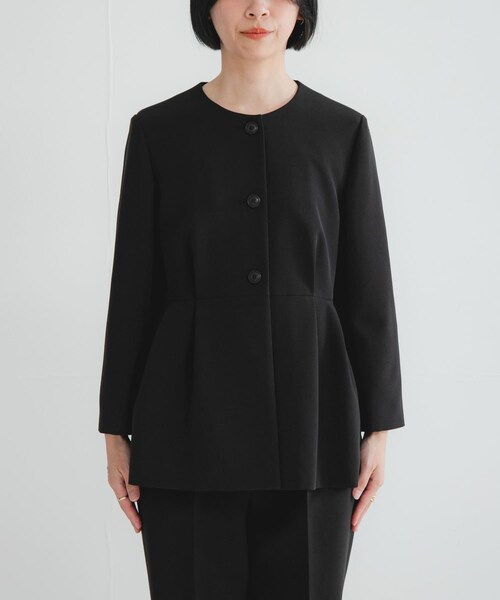 URBAN RESEARCH（アーバンリサーチ）の「ノーカラーペプラムジャケット（ノーカラージャケット・レディース・NAVY/BLACK・Free）」の11枚目の写真