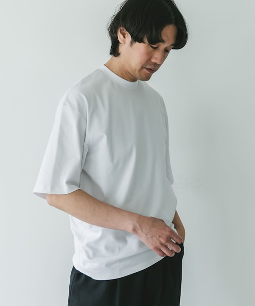 URBAN RESEARCH DOORS（アーバンリサーチドアーズ）の「『UR TECH』防汚ワイドテーパードTシャツ（Tシャツ/カットソー・メンズ・BLUE/WHITE/BLACK・M/L）」の7枚目の写真