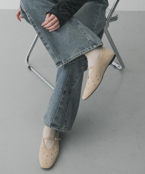 SENSE OF PLACE by URBAN RESEARCH（センスオブプレイスバイアーバンリサーチ）の「スタッズフラットシューズ（パンプス・レディース・BLACK/BEIGE・S/M/L）」の16枚目の写真