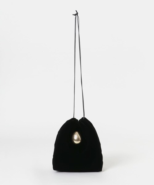 URBAN RESEARCH(アーバンリサーチ)の「『一部別注カラー』JAMIRAY EGGVELVET D/S PUFFER BAG(ショルダーバッグ・レディース・BLUE/BLACK/別注RED・-)」の6枚目の写真