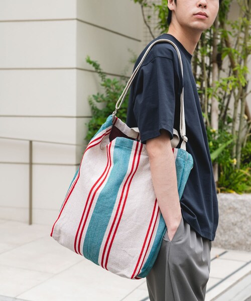 URBAN RESEARCH DOORS（アーバンリサーチドアーズ）の「2WAYストライプトートバッグ（トートバッグ・メンズ・GREEN/L.BLUE/ORANGE・-）」の13枚目の写真