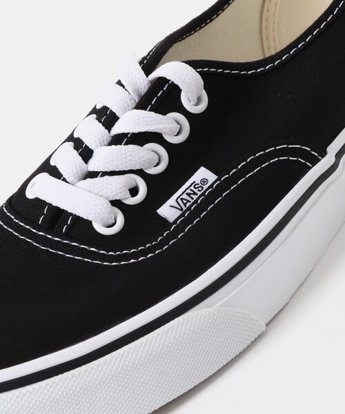 URBAN RESEARCH DOORS(アーバンリサーチドアーズ)の「VANS AUTHENTIC(スニーカー・メンズ・BLACK・26/26.5/27/27.5/28/28.5/29)」の12枚目の写真