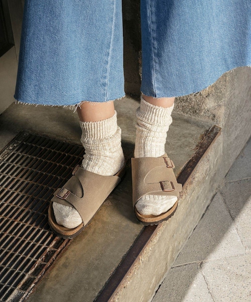 ADAM ET ROPE'(アダムエロペ)の「【J'aDoRe・一部店舗限定】【BIRKENSTOCK(ビルケンシュトック)】Zurich LEVE / チューリッヒ(サンダル・レディース・ベージュ系・36/37/38/39)」の9枚目の写真