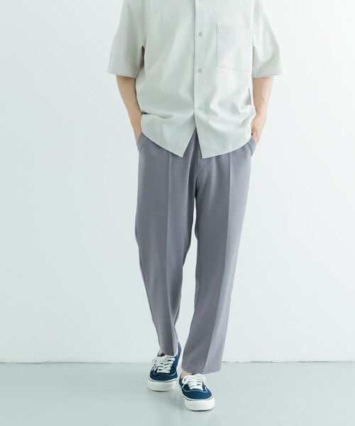 ITEMS URBANRESEARCH（アイテムズ アーバンリサーチ）の「『セットアップ対応』ウォッシャブル×クールタッチTRテーパードパンツ（その他パンツ・メンズ・BLK/BEG/GRY/CHK・S/M/L）」の21枚目の写真