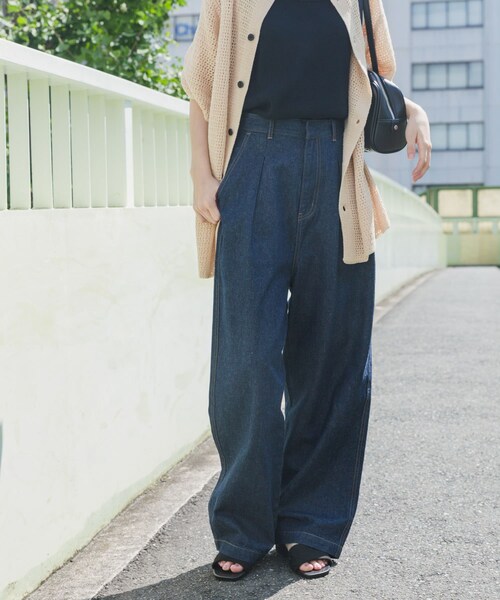 ITEMS URBANRESEARCH（アイテムズ アーバンリサーチ）の「ウエストタックデニムパンツ（デニムパンツ・レディース・BLU/IDG・S/M）」の14枚目の写真