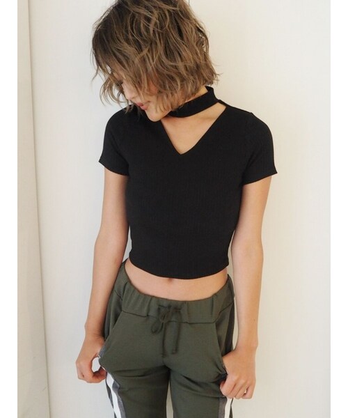 GYDA（ジェイダ）の「2WAYチョーカーTOPS（その他トップス・レディース・オフホワイト/ブラック/ベージュ/ピンク・F）」の9枚目の写真