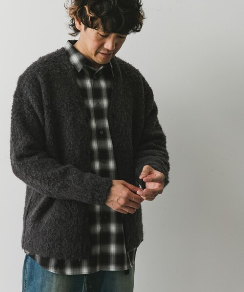 URBAN RESEARCH DOORS（アーバンリサーチドアーズ）の「MIXカラー ヘアリーニットカーディガン（カーディガン/ボレロ・メンズ・BLUE/BROWN/CHARCOAL・M/L）」の6枚目の写真