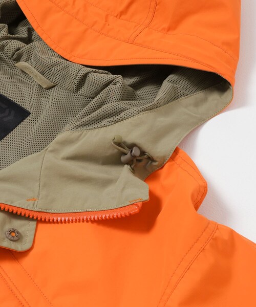 URBAN RESEARCH（アーバンリサーチ）の「DAIWA PIER39　TECH 3WAY WADING PARKA（マウンテンパーカー・レディース・ORANGE/BLACK・FREE）」の10枚目の写真
