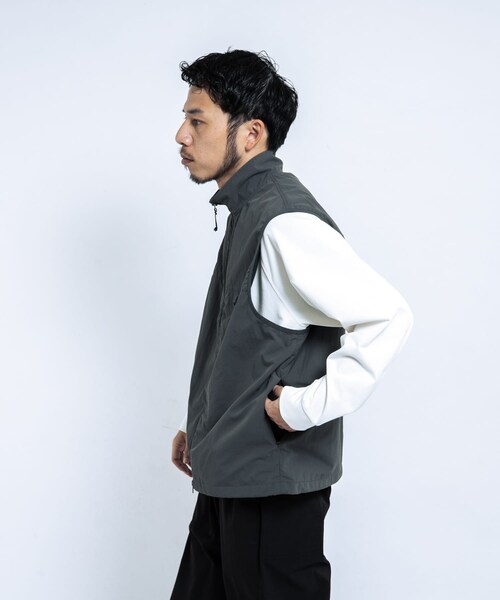 EKAL（エカル）の「『UR TECH』ナイロンタッサーベスト（テーラードジャケット・メンズ・ネイビー/グラファイト・M/L）」の9枚目の写真