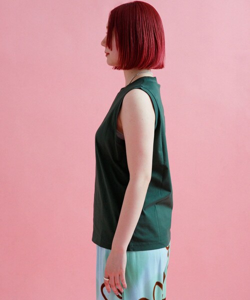 URBAN RESEARCH（アーバンリサーチ）の「『別注』ndx×URBS　EX Classic Nosleeve2（タンクトップ・レディース・VIOLET/C GREEN/CITRUS/ROCK DOVE/WHITE・S）」の22枚目の写真