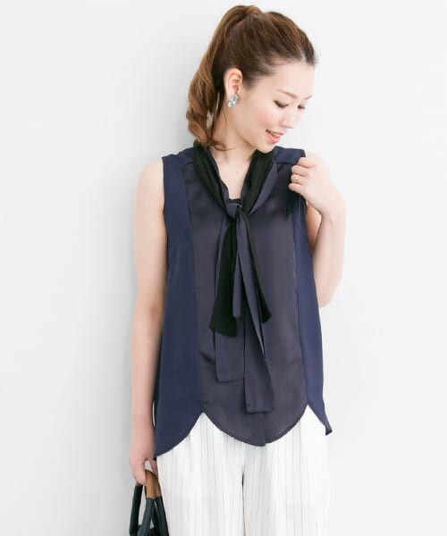 URBAN RESEARCH ROSSO（アーバンリサーチロッソ）の「ボウタイノースリーブブラウス（シャツ/ブラウス・レディース・LIGHT GRAY/NAVY/APRICOT・FREE）」の11枚目の写真