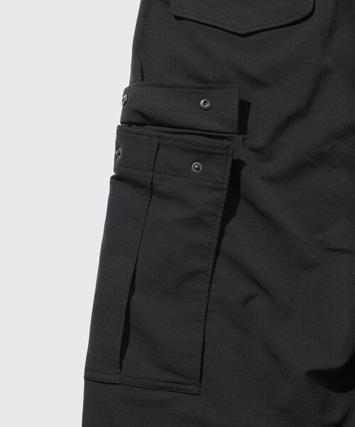 ADAM ET ROPE'（アダムエロペ）の「【nanamica/ナナミカ】ALPHADRY Field Cargo Pants（カーゴパンツ・メンズ・ブラック・30/32/34）」の12枚目の写真