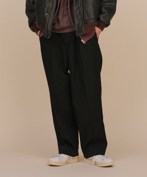 【NIKKE】ツータック ワイドテーパード スラックス