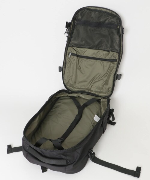URBAN RESEARCH DOORS(アーバンリサーチドアーズ)の「Columbia タイガーブルック 40L(バックパック/リュック・メンズ・Black/D.Mountain・one)」の8枚目の写真