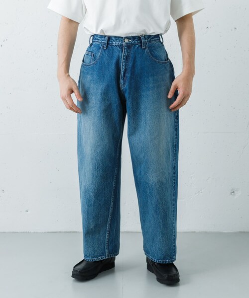 URBAN RESEARCH（アーバンリサーチ）の「CIOTA　WIDE BAGGY 5 POCKET PANTS（デニムパンツ・メンズ・M BLUE・30/32/34）」の4枚目の写真