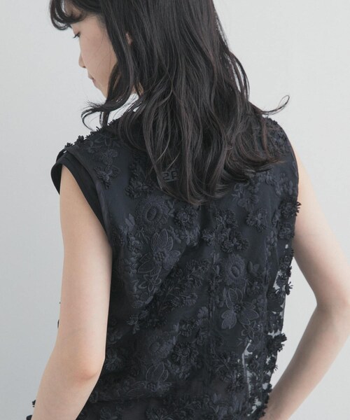 URBAN RESEARCH DOORS(アーバンリサーチドアーズ)の「『別注』LAYAS×DOORS LACE JQD TANKTOP(タンクトップ・レディース・WHITE/BLACK・One)」の14枚目の写真