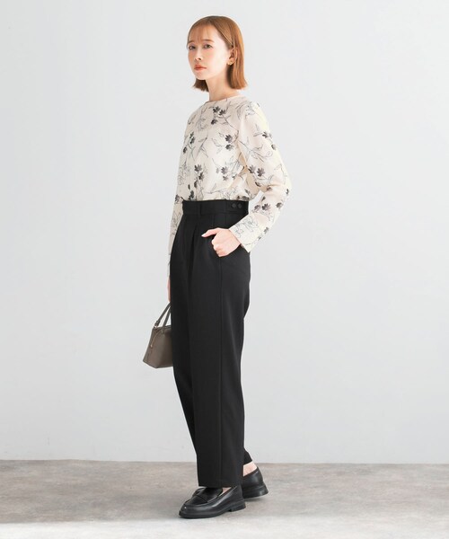 URBAN RESEARCH ROSSO（アーバンリサーチロッソ）の「ウォッシャブルセンタープレスパンツ（その他パンツ・レディース・BLACK/ECRU/BLUE・36/38）」の12枚目の写真