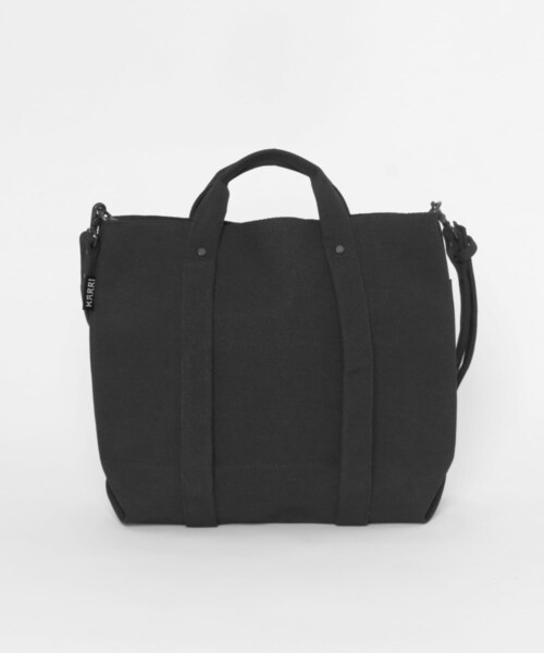 URBAN RESEARCH(アーバンリサーチ)の「KARRI AMIACALVA 2 WAYT TOTE M(トートバッグ・メンズ・GRAY/BLACK・Free)」の4枚目の写真