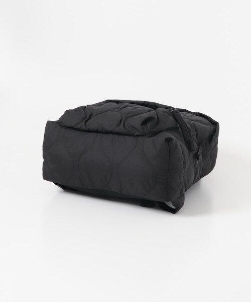 ITEMS URBANRESEARCH（アイテムズ アーバンリサーチ）の「TAION　Military Down Back Pack（バックパック/リュック・メンズ・BLK/D.KHK/PAINT CAMO・-）」の9枚目の写真