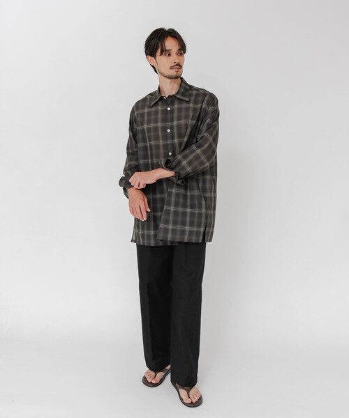 URBAN RESEARCH(アーバンリサーチ)の「SHEER CH SQUARE CUT SHIRTS(シャツ/ブラウス・メンズ・IVORY/BLACK/GREEN・M/L)」の21枚目の写真