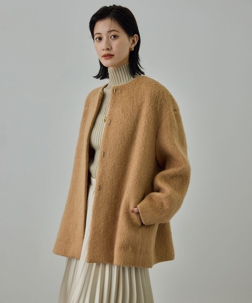 ROPE'（ロペ）の「ウールモヘヤノーカラーミドル丈コート（その他アウター・レディース・ベージュ・F）」の2枚目の写真