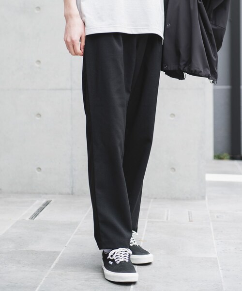 URBAN RESEARCH DOORS（アーバンリサーチドアーズ）の「『イージーケア/速乾』リネンライクイージートラウザー（その他パンツ・メンズ・OFF/GRAY/LIGHTBROWN/BLACK・S/M/L）」の20枚目の写真