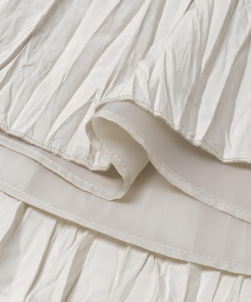 URBAN RESEARCH DOORS（アーバンリサーチドアーズ）の「タフタランダムプリーツスカート（スカート・レディース・ECRU/BLACK・Free）」の8枚目の写真