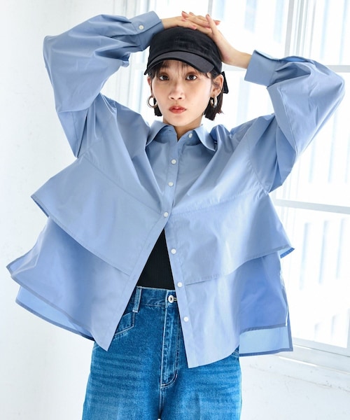 VIS(ビス)の「裾ティアードオーバーシャツ/UVケア・イージーケア(シャツ/ブラウス・レディース・ホワイト/ダークブラウン/ライトグリーン/サックス・F)」の4枚目の写真