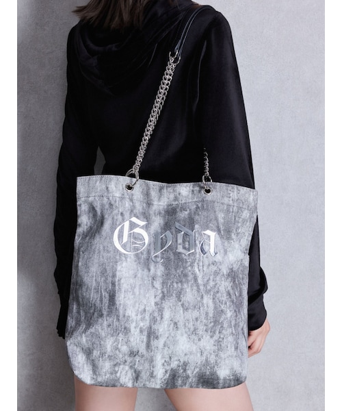 GYDA(ジェイダ)の「GydaチェーントートBAG【WEB限定】(トートバッグ・レディース・グレー/ブラック/パープル・F)」の1枚目の写真