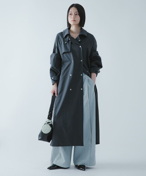 SENSE OF PLACE by URBAN RESEARCH（センスオブプレイスバイアーバンリサーチ）の「『撥水/防花粉』SKINProofトレンチコート（ステンカラーコート・レディース・CHARCOAL/BEIGE・One）」の3枚目の写真