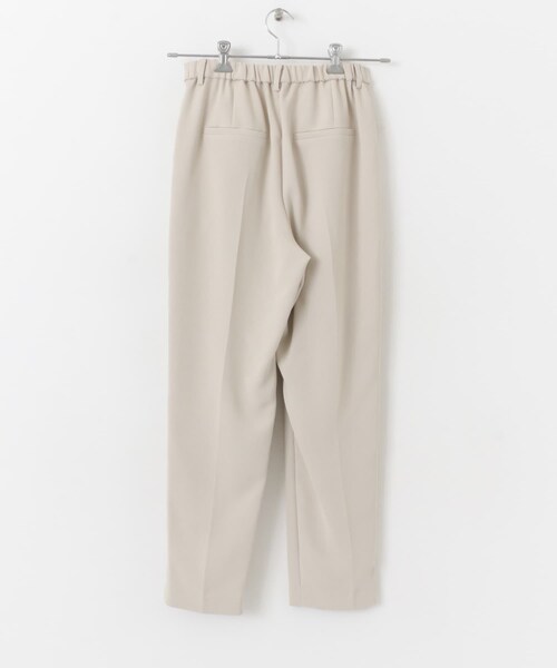 URBAN RESEARCH ROSSO（アーバンリサーチロッソ）の「CHIGNON　チャーム付テーパードパンツ（その他パンツ・レディース・LBEIGE/BLACK・36/38）」の11枚目の写真