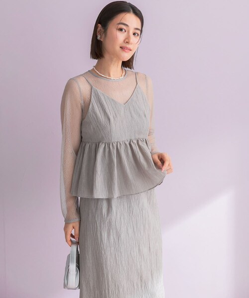 URBAN RESEARCH ROSSO（アーバンリサーチロッソ）の「kaene　レイヤードペプラムドレス（ワンピース・レディース・light gray/blue gray・S）」の5枚目の写真