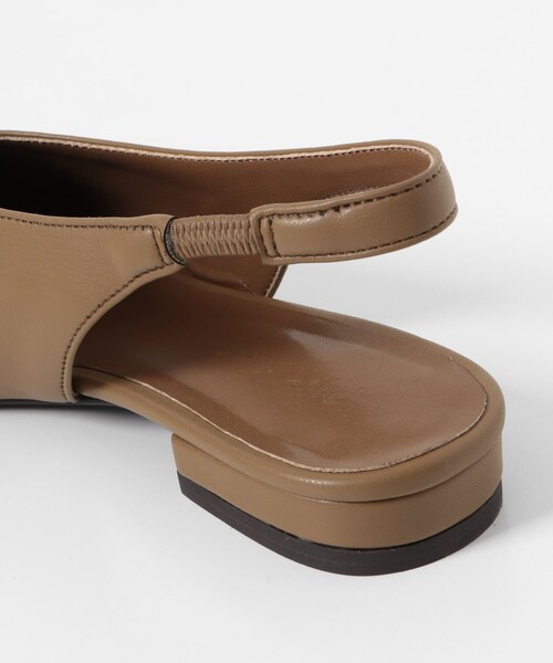 URBAN RESEARCH Sonny Label（アーバンリサーチサニーレーベル）の「バックストラップスクエアパンプス（パンプス・レディース・ブラック/アカチャ/キャメル・S/M/L）」の13枚目の写真