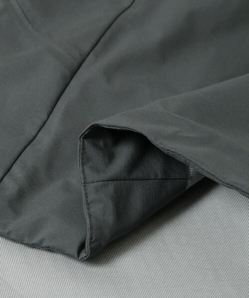 URBAN RESEARCH（アーバンリサーチ）の「『別注』DESCENTE ALLTERRAIN×URBAN RESEARCH　CREAS（マウンテンパーカー・メンズ・GRAPHITE・M/L/O）」の19枚目の写真