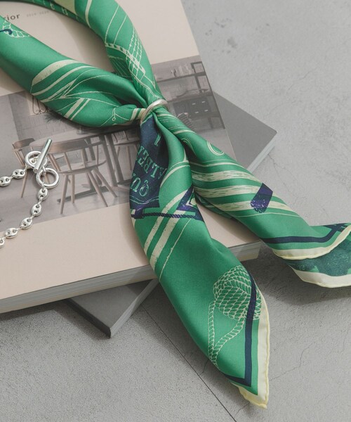 URBAN RESEARCH ROSSO（アーバンリサーチロッソ）の「manipuri　65ボンメール（バンダナ/スカーフ・レディース・GREEN・-）」の2枚目の写真