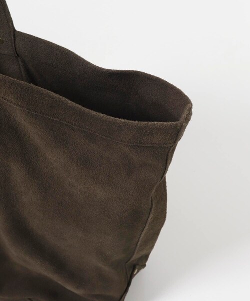 URBAN RESEARCH（アーバンリサーチ）の「『別注』SEVEN BY SEVEN×URBAN RESEARCH　LEATHER TOTE BAG（トートバッグ・メンズ・ECRU/CHACOAL/D.BROWN/OLIVE・Free）」の17枚目の写真