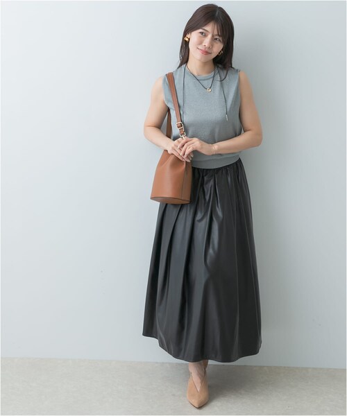 URBAN RESEARCH ROSSO（アーバンリサーチロッソ）の「F by ROSSO　タックボリュームスカート（スカート・レディース・BROWN/BLACK・36/38）」の14枚目の写真