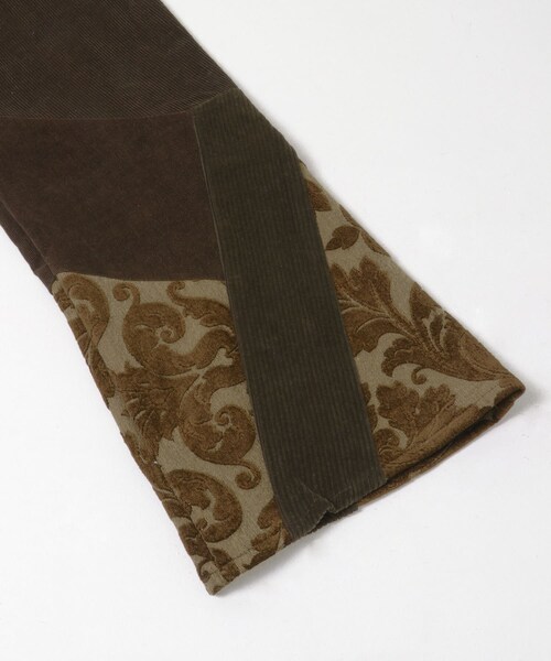 THE GOODLAND MARKET（ザグッドランドマーケット）の「77circa　make gobelin cutback hem flare corduroy trousers（その他パンツ・レディース・brown1/brown2/brown3・30）」の6枚目の写真